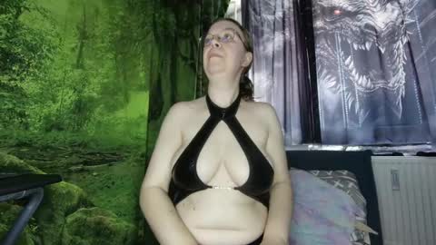xnicetitsx online show from 05-03-26, 05:24