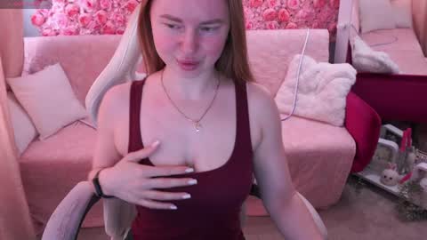 Monica online show from 04-04-26, 12:24