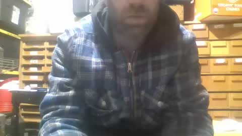 Snapshot of xploringus1 chatting on 03-27-26, 09:42 Xploringus online show from 03-27-26, 09:42