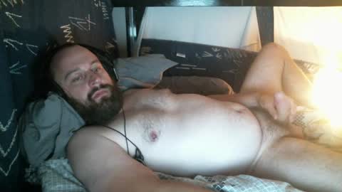 Red online show from 01-19-25, 08:07