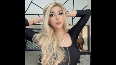xsexysucker online show from 06-23-26, 02:09