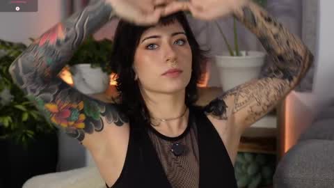 Blue online show from 04-16-26, 10:01