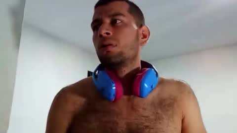 xuyeeg online show from 02-06-25, 09:38