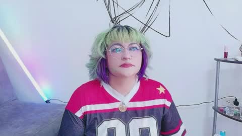 Snapshot of xxgreengoodxx chatting on 05-23-26, 06:45 xxgreengoodxx online show from 05-23-26, 06:45
