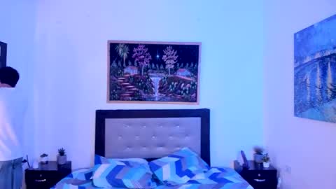 Snapshot of xxhoty0ung_boysxx chatting on 09-20-25, 06:53 David and Mike online show from 09-20-25, 06:53