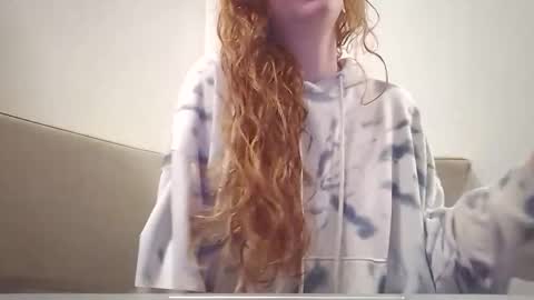 Snapshot of xxmariebliss chatting on 04-26-26, 10:40 xxmariebliss online show from 04-26-26, 10:40
