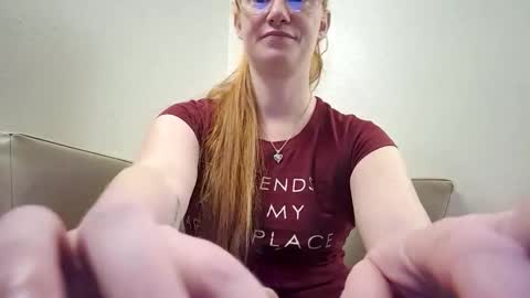 Snapshot of xxmariebliss chatting on 05-24-26, 02:11 xxmariebliss online show from 05-24-26, 02:11