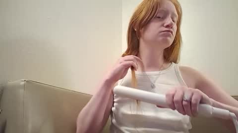 Snapshot of xxmariebliss chatting on 05-29-26, 12:58 xxmariebliss online show from 05-29-26, 12:58