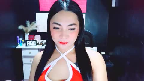 Snapshot of xxslutty_kim chatting on 01-12-26, 05:18 xxslutty kim online show from 01-12-26, 05:18