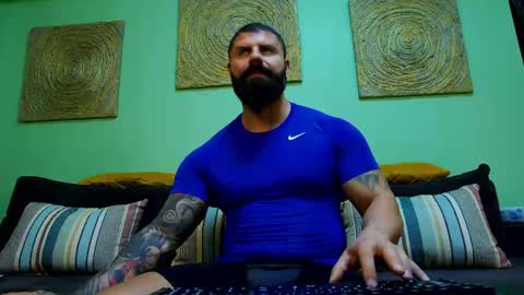 Snapshot of xxtreamleonard chatting on 04-22-26, 11:01 Xtream Leonard online show from 04-22-26, 11:01