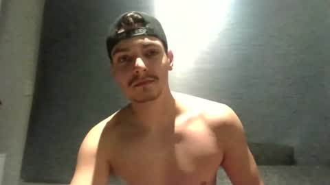 Snapshot of xxxbeastboi chatting on 03-15-26, 03:12 xxxbeastboi online show from 03-15-26, 03:12