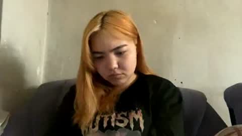 xxxcutekittyx online show from 06-25-26, 10:20