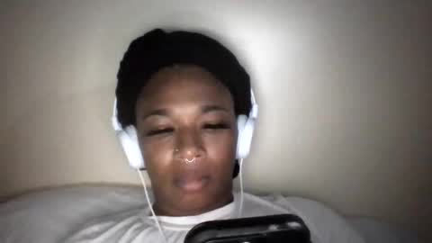 Danielle online show from 05-29-26, 05:44