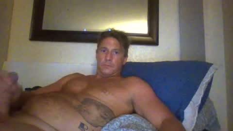 Snapshot of xxxelentdick chatting on 06-24-26, 05:17 deeeeznutz online show from 06-24-26, 05:17