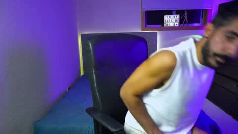 xxxhabibi online show from 10-23-25, 07:01