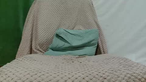 Lola online show from 05-18-26, 12:51