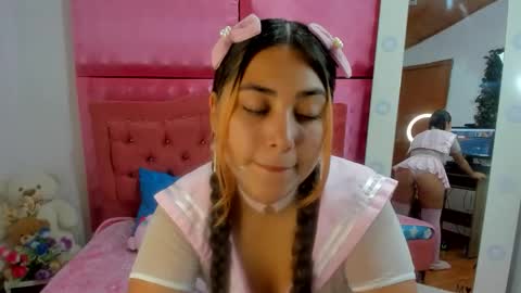 Snapshot of xxxsarita_cute chatting on 05-21-26, 01:56 Sara online show from 05-21-26, 01:56