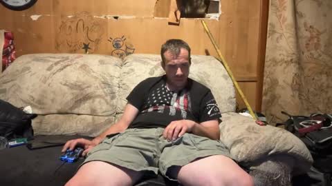 Snapshot of xxxscubastevexx chatting on 05-26-26, 06:31 ScubaSteve online show from 05-26-26, 06:31