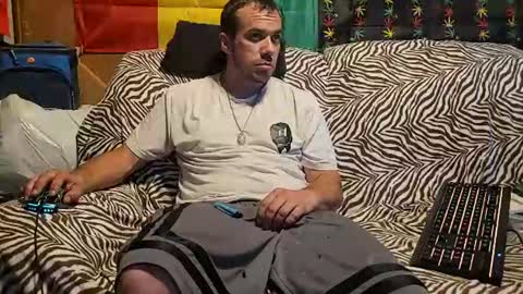 Snapshot of xxxscubastevexx chatting on 06-11-26, 10:57 ScubaSteve online show from 06-11-26, 10:57