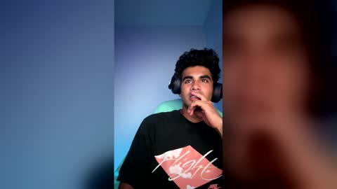 xxxvoidxx online show from 05-13-26, 09:06