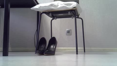 Dina online show from 03-28-26, 03:50