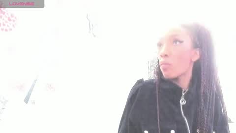 yailin_04 online show from 05-03-26, 01:17