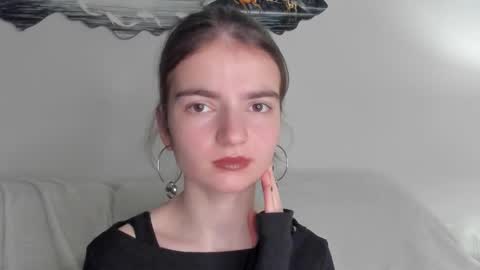 Snapshot of yala_111 chatting on 02-10-26, 07:23 Yala online show from 02-10-26, 07:23