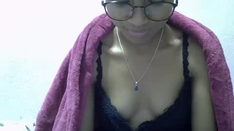 Snapshot of yalane chatting on 07-13-26, 04:37 yalane online show from 07-13-26, 04:37