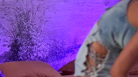 Yamira online show from 03-12-25, 10:39