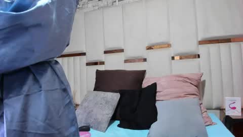yanetrose online show from 07-02-26, 02:55