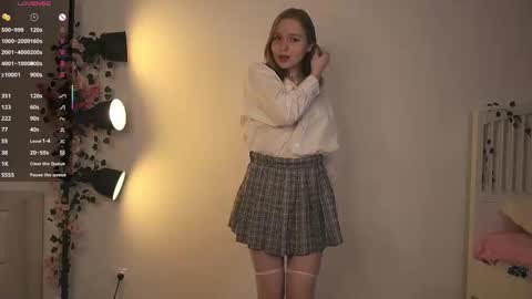 Snapshot of yangsperanza chatting on 03-06-26, 02:24 Kate online show from 03-06-26, 02:24