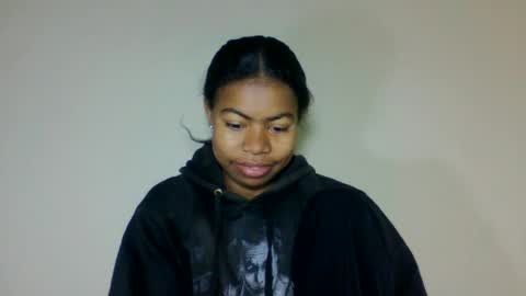 Snapshot of yannick_01 chatting on 06-17-26, 10:32 yannick_01 online show from 06-17-26, 10:32