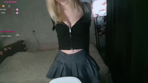 Anny online show from 03-11-26, 03:18