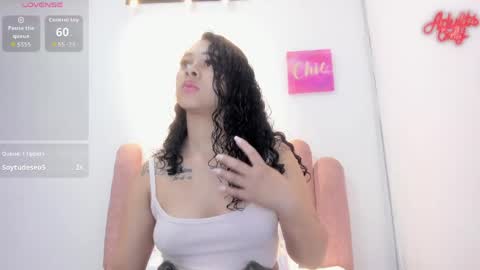 Snapshot of yara10_ chatting on 05-26-26, 12:23 yara10_ online show from 05-26-26, 12:23