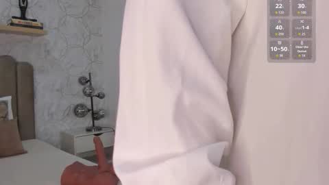 Yara online show from 11-19-25, 07:03