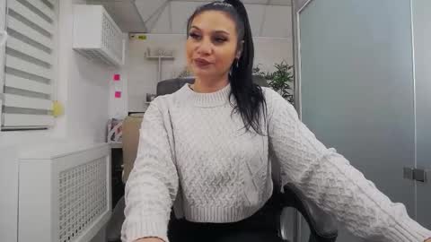 Yara online show from 01-16-26, 05:11