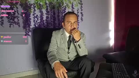 Hazzan y Greisy online show from 06-04-26, 03:51