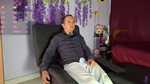 Snapshot of yazflor chatting on 06-22-26, 12:46 Hazzan y Greisy online show from 06-22-26, 12:46