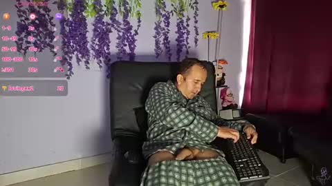 Snapshot of yazflor chatting on 07-03-26, 03:07 Hazzan y Greisy online show from 07-03-26, 03:07