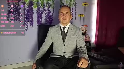 Hazzan online show from 07-10-26, 02:52