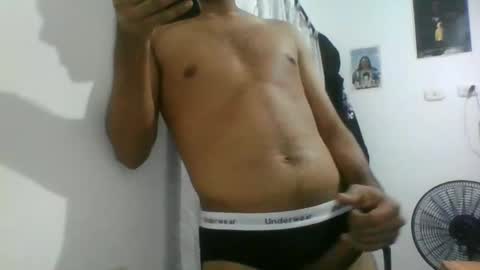 yefry01 online show from 05-24-26, 03:55