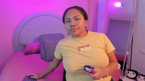 yeika_foxy online show from 06-25-26, 11:26