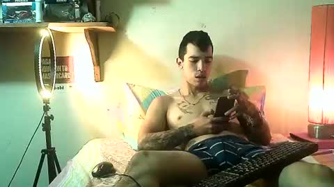 yeisoncastellanos1999 online show from 07-06-26, 01:08