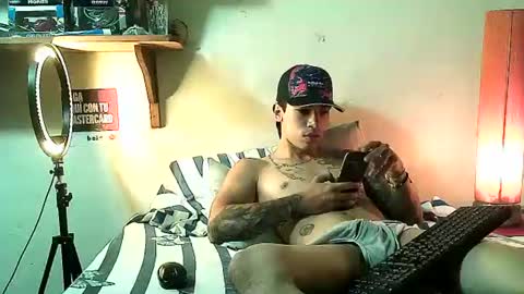 yeisoncastellanos1999 online show from 07-17-26, 06:24