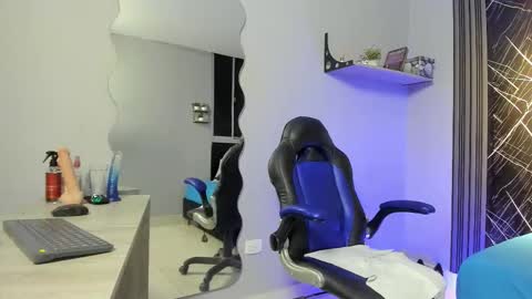 yelena03 online show from 02-09-26, 09:41