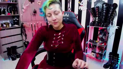 Yelena online show from 02-11-25, 08:52