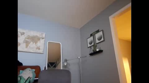 Ella Ts online show from 01-25-25, 09:15