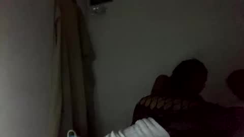 Ella Ts online show from 10-12-25, 06:12