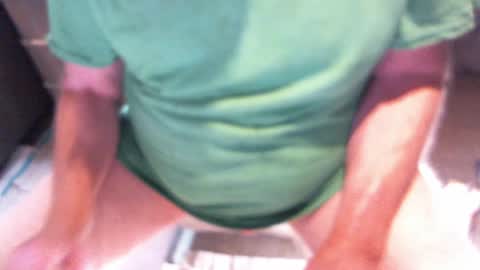Snapshot of yellowsnakes chatting on 06-07-26, 05:27 . y e l l o w s n a k e s . online show from 06-07-26, 05:27