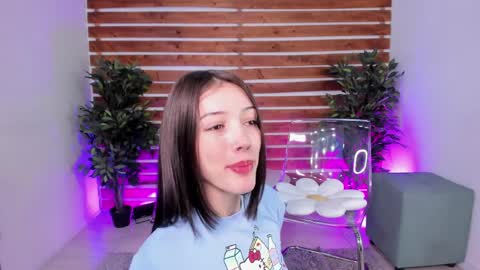 Snapshot of yen_lo chatting on 03-30-26, 03:24 Yen online show from 03-30-26, 03:24